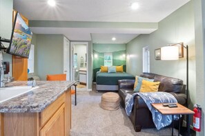 1 bedroom, iron/ironing board, free WiFi, bed sheets