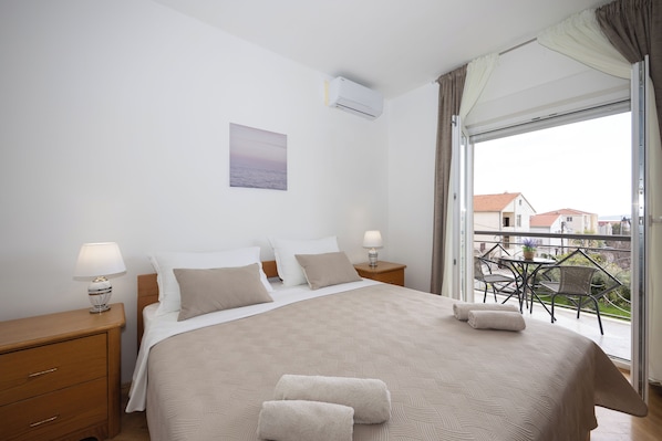 Studio | Kostenloses WLAN, Bettwäsche