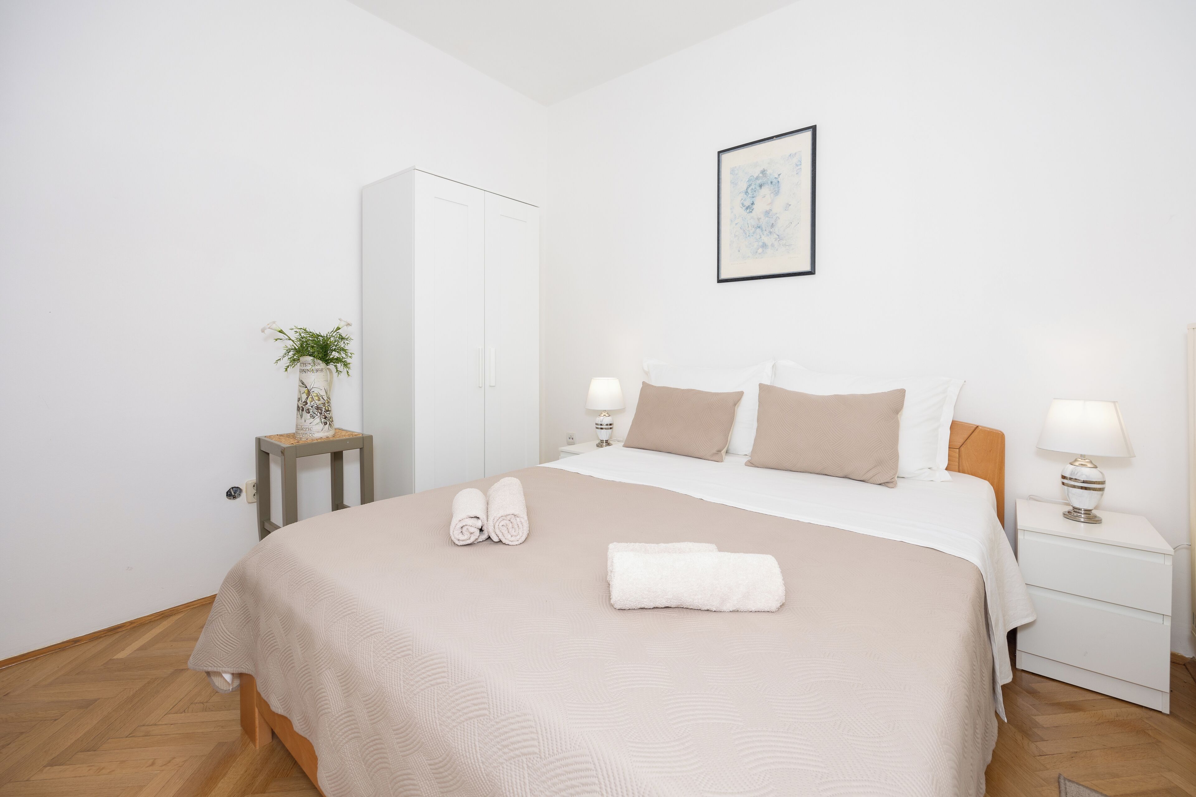 Studio | Free WiFi, bed sheets