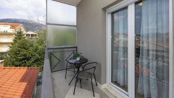 Studio | Property grounds