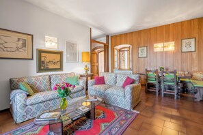 Living area - Casa Martina, Piazza Delle Erbe, San Gimignano (San Gimignano)