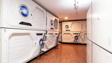 Comfort Single Room | Free WiFi, bed sheets