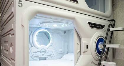 Just Hostel Capsules