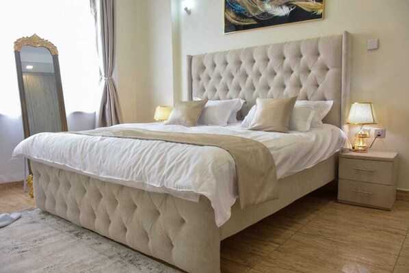 Appartement exécutif, balcon, vue sur la ville | 2 chambres, accès au Wi-Fi (inclus)