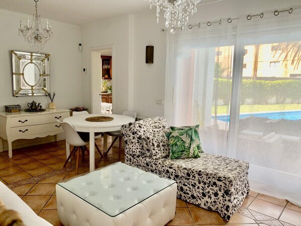 Living area - Apartamento en Ibiza Illaplana, Entre Marina Botafoch y la Playa de Talamanca (Eivissa)