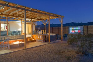 Terrace/patio - The Art Of The Desert
♡unique 5☆ private!♡pool♡spa (Joshua Tree)