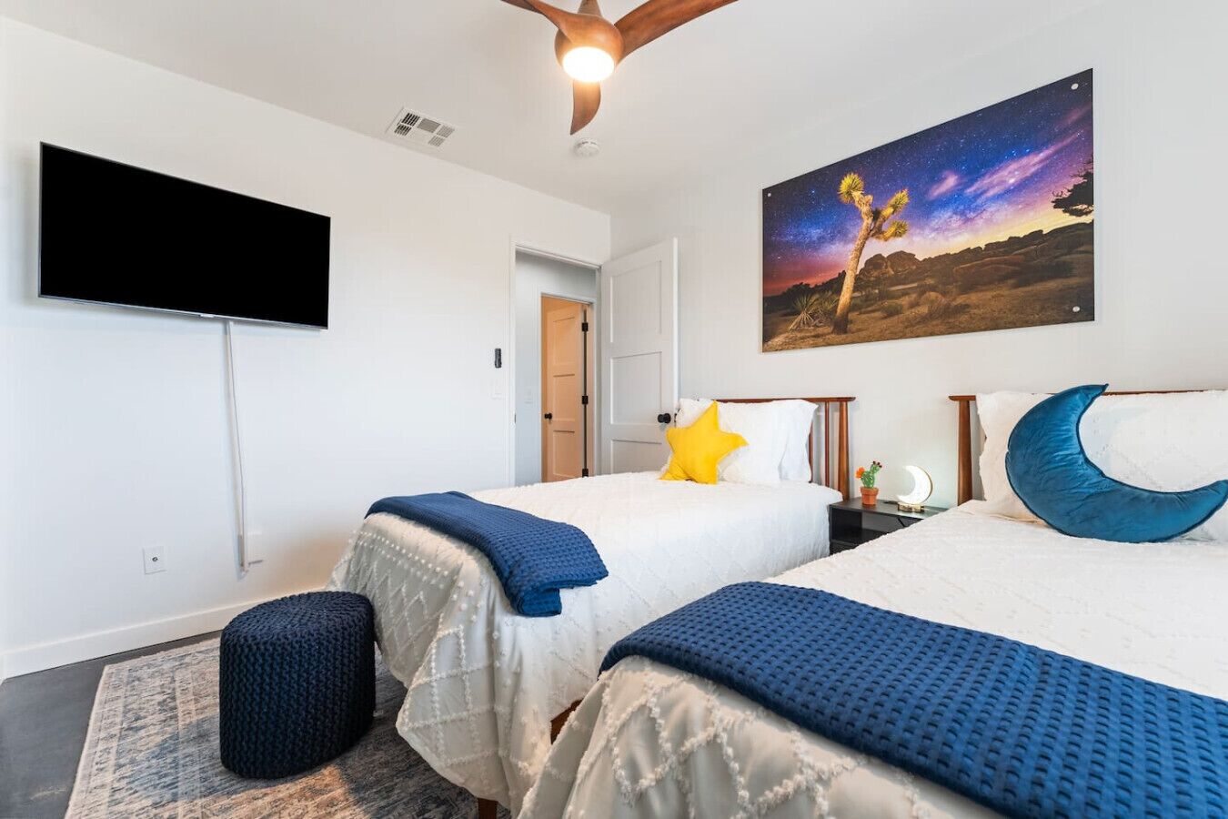 Desk, iron/ironing board, travel cot, free WiFi