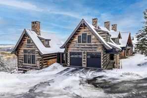 Exterior - Mountainside 5-BR Ski-In/Out Okemo Villa (Ludlow)