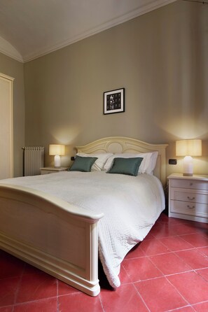 Apartment | 1 bedroom, iron/ironing board, free WiFi - Pergola One Romantic Apt by Oteego (Florence)