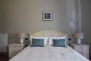 Apartment | 1 bedroom, iron/ironing board, free WiFi - Pergola One Romantic Apt by Oteego (Florence)