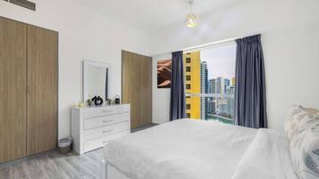 3 Schlafzimmer, Schreibtisch, Bügeleisen/Bügelbrett, kostenloses WLAN