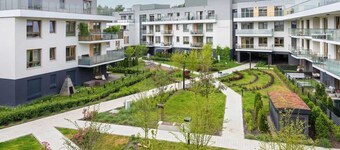Stylish Apartment | Balcony and Garage Parking