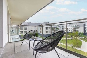 Property grounds - Oś Królewska 28A | Luxurious Apartment | Parking (Warszawa)