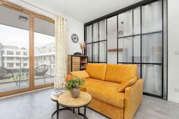 TV - Oś Królewska 28A | Luxurious Apartment | Parking (Warszawa)