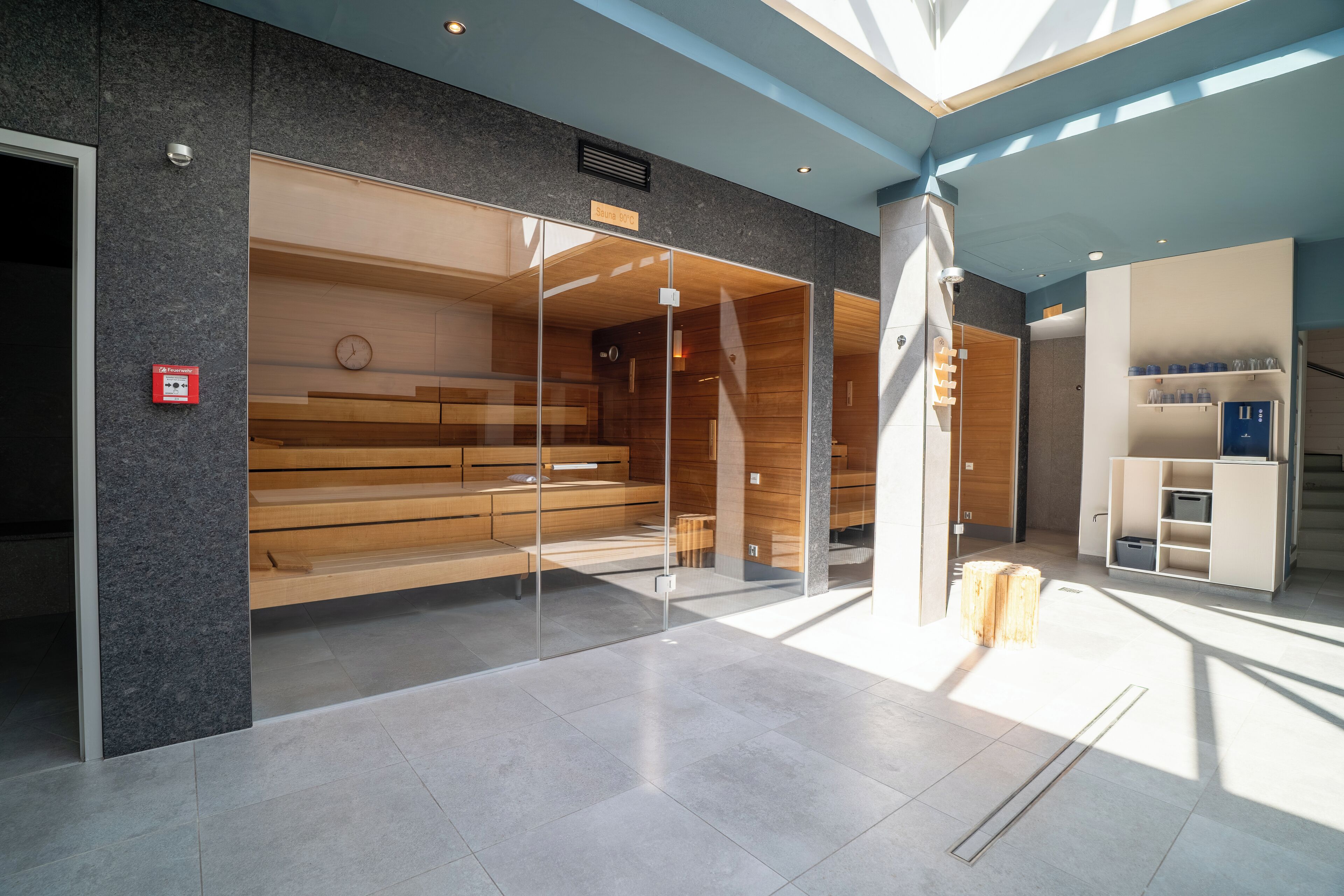Sauna, hot tub, steam room, body treatments, hot stone massages