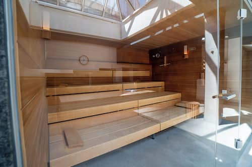 Sauna, hot tub, steam room, body treatments, body wraps, body scrubs