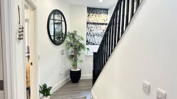 Apartment | Bahagian dalam