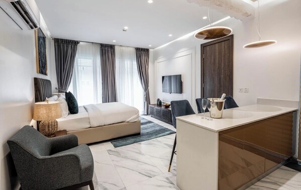 Standard Studio Suite, Non Smoking, Bay View - Boardroom Apartments (Lekki)