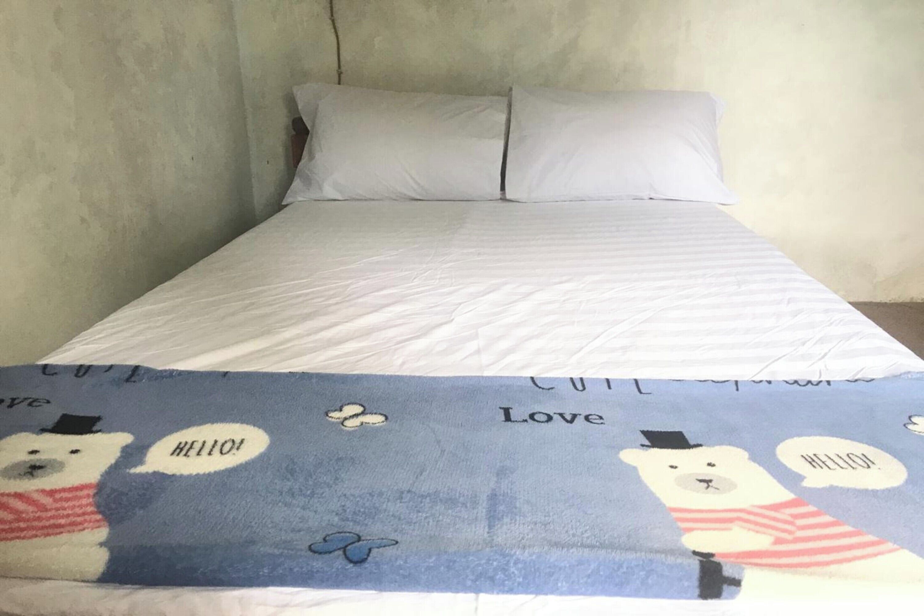 Standard Double Room | Desk, free WiFi, bed sheets