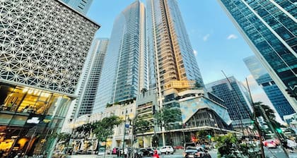 Uptown Parksuites BGC
