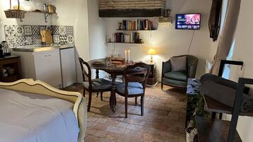 1 bedroom, free WiFi