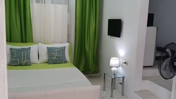 1 bedroom, iron/ironing board, WiFi