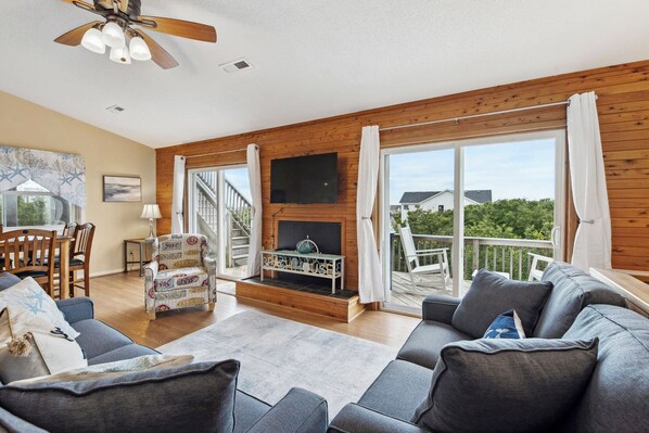 TV - A Change In Attitude: Ocean View | Private Pool | Hot Tub (Duck)