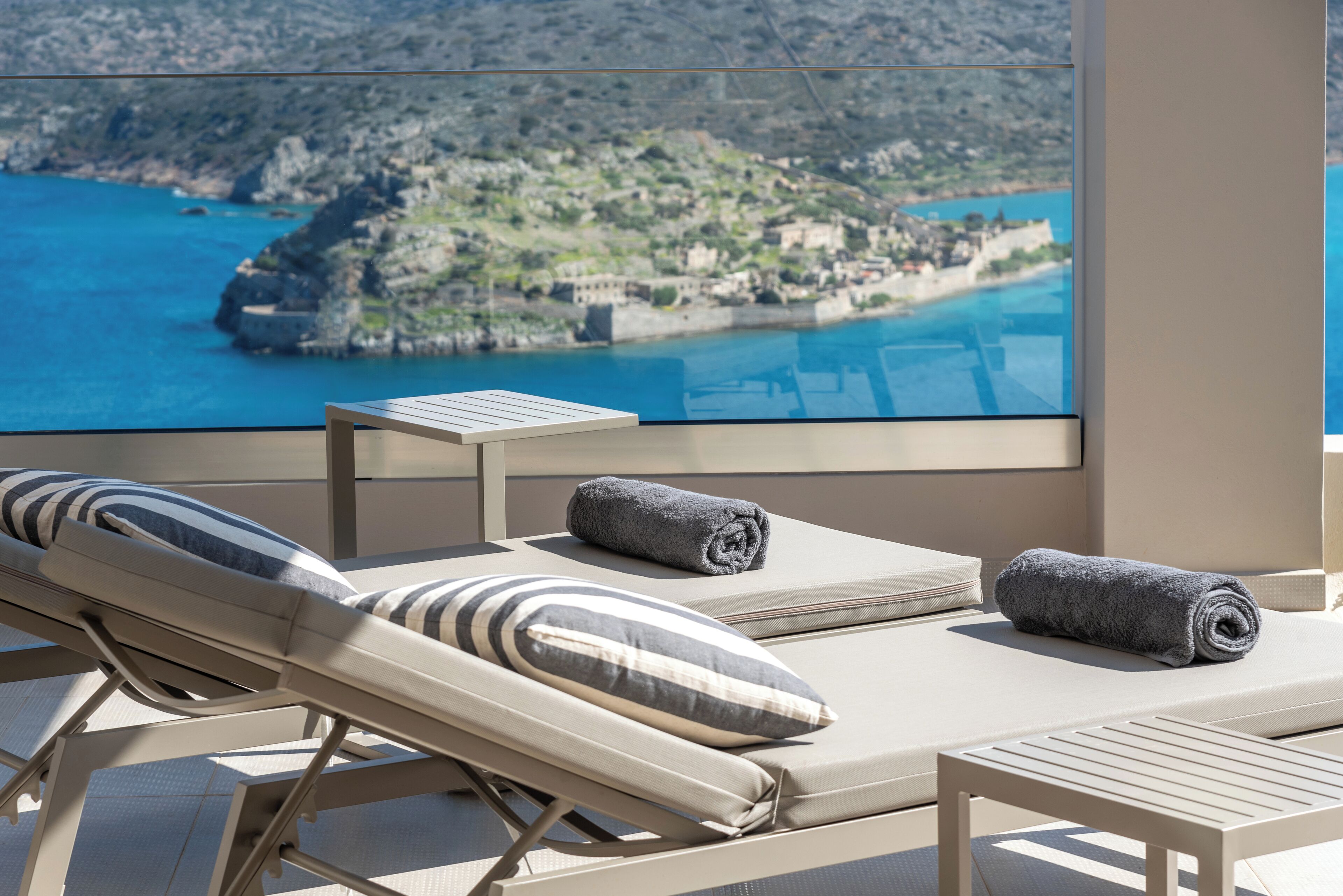 Design Villa I with Sea view, Poolside | Terrace/patio