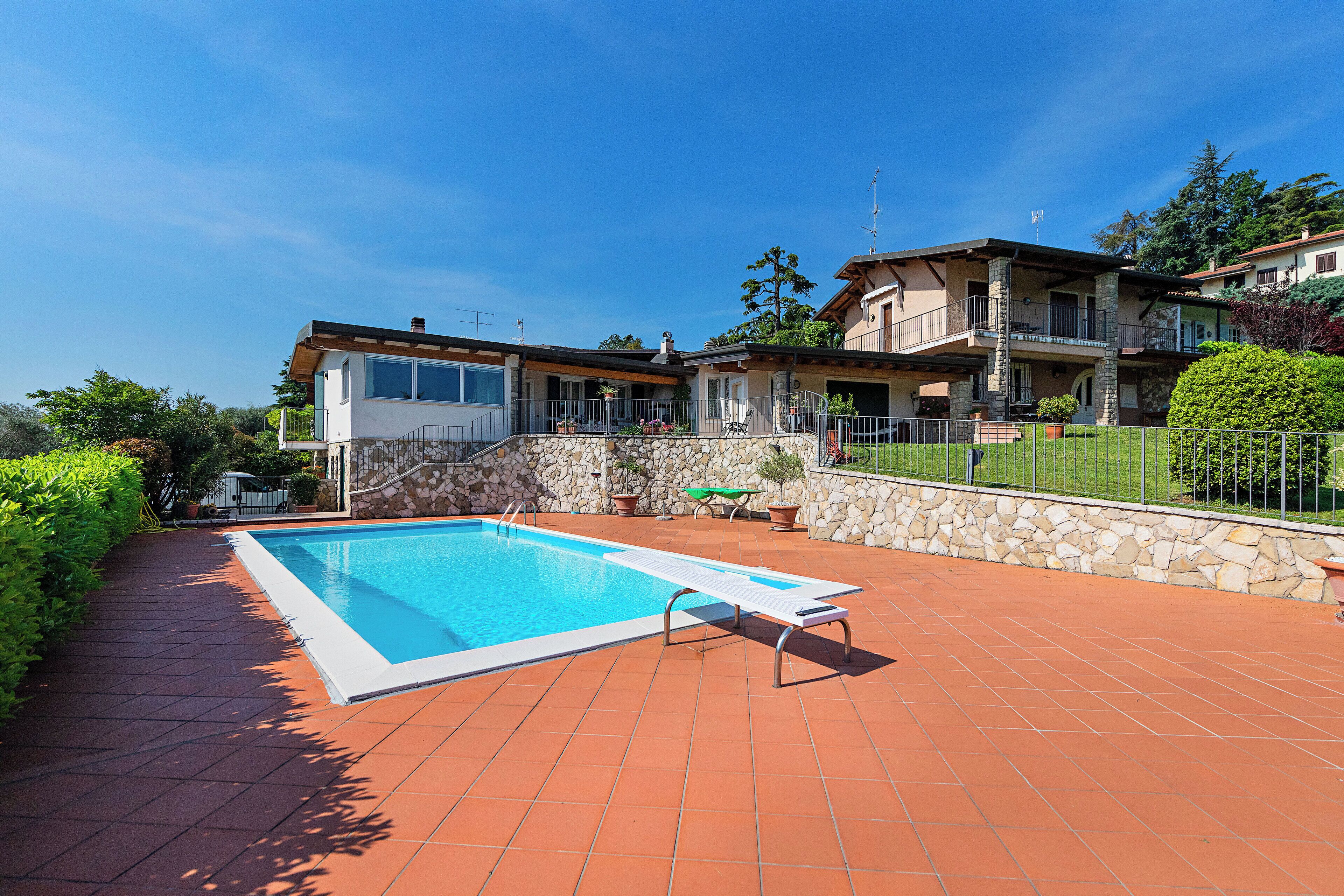 Piscina externa sazonal
