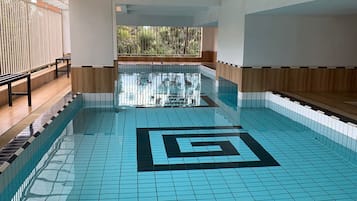 Kolam renang outdoor