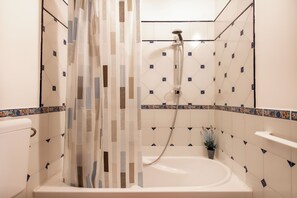 Bathroom - Casa Meli dietro Piazza San Domenico (Palermo)