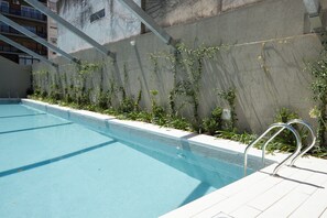 Piscine extérieure (ouverte en saison)