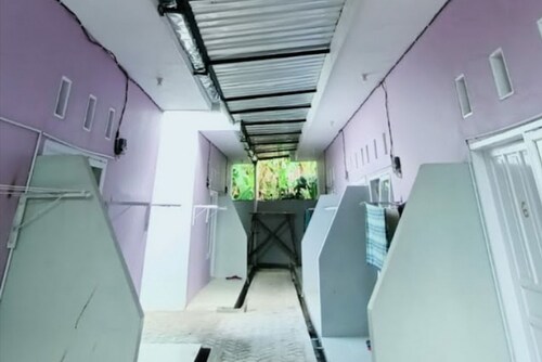 OYO 94015 Kost Alif Near Masjid Jami Nurul Huda