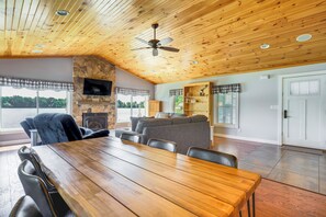 Hus (3 Bedrooms) | Innvendig