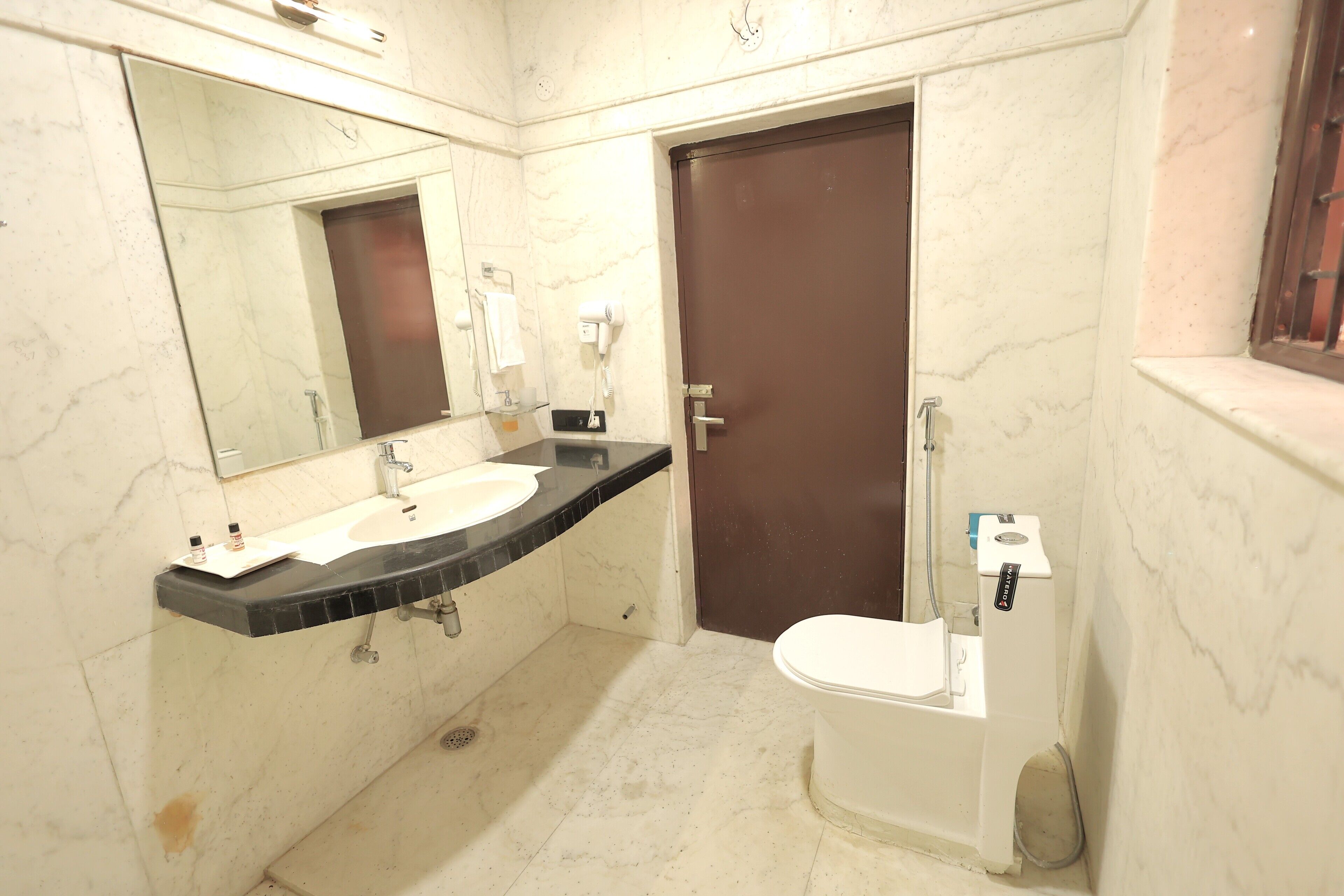 Family Double Room | Bathroom