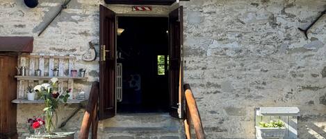 Fachada de la propiedad