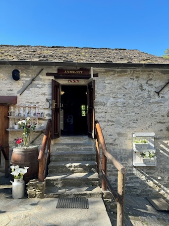 Fachada de la propiedad. Albergo Ristorante Ca' di veroli