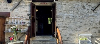 อลเบรโก ริสโตรันเต้ คา' ดิ เวโรลิ