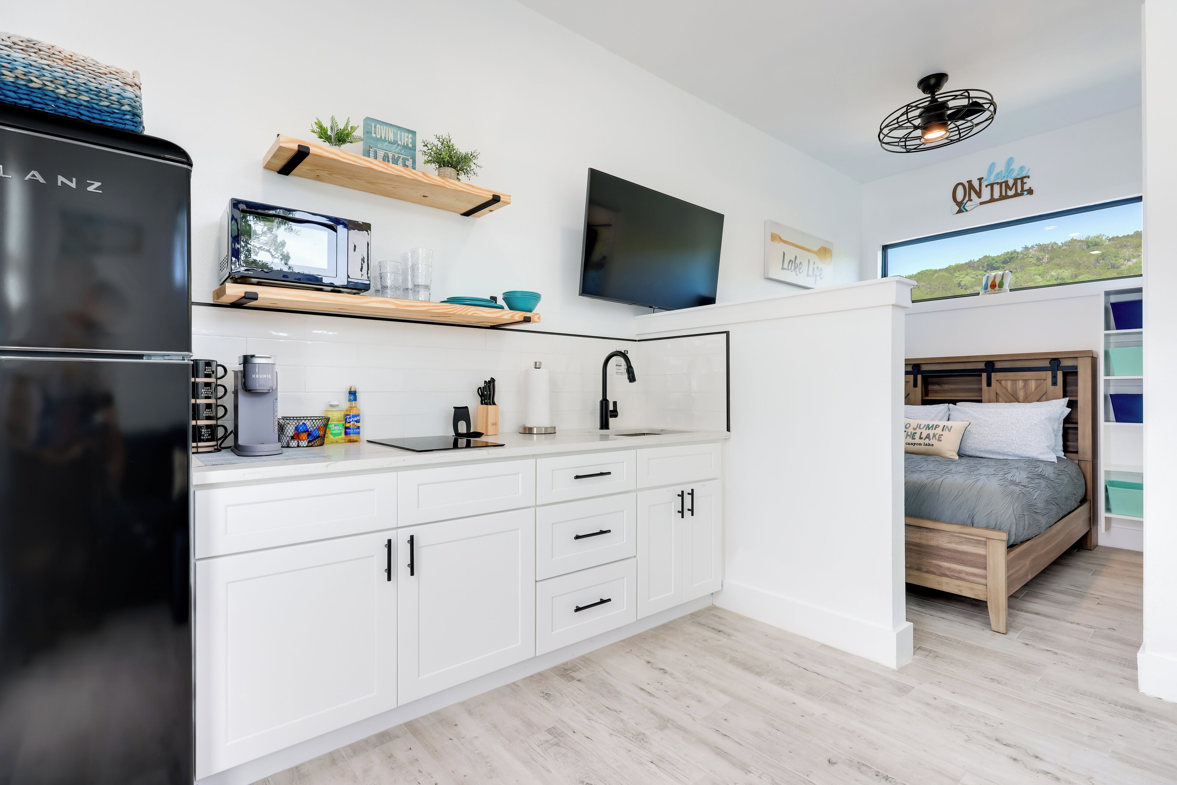 Apartment (0 Bedroom) | Interior