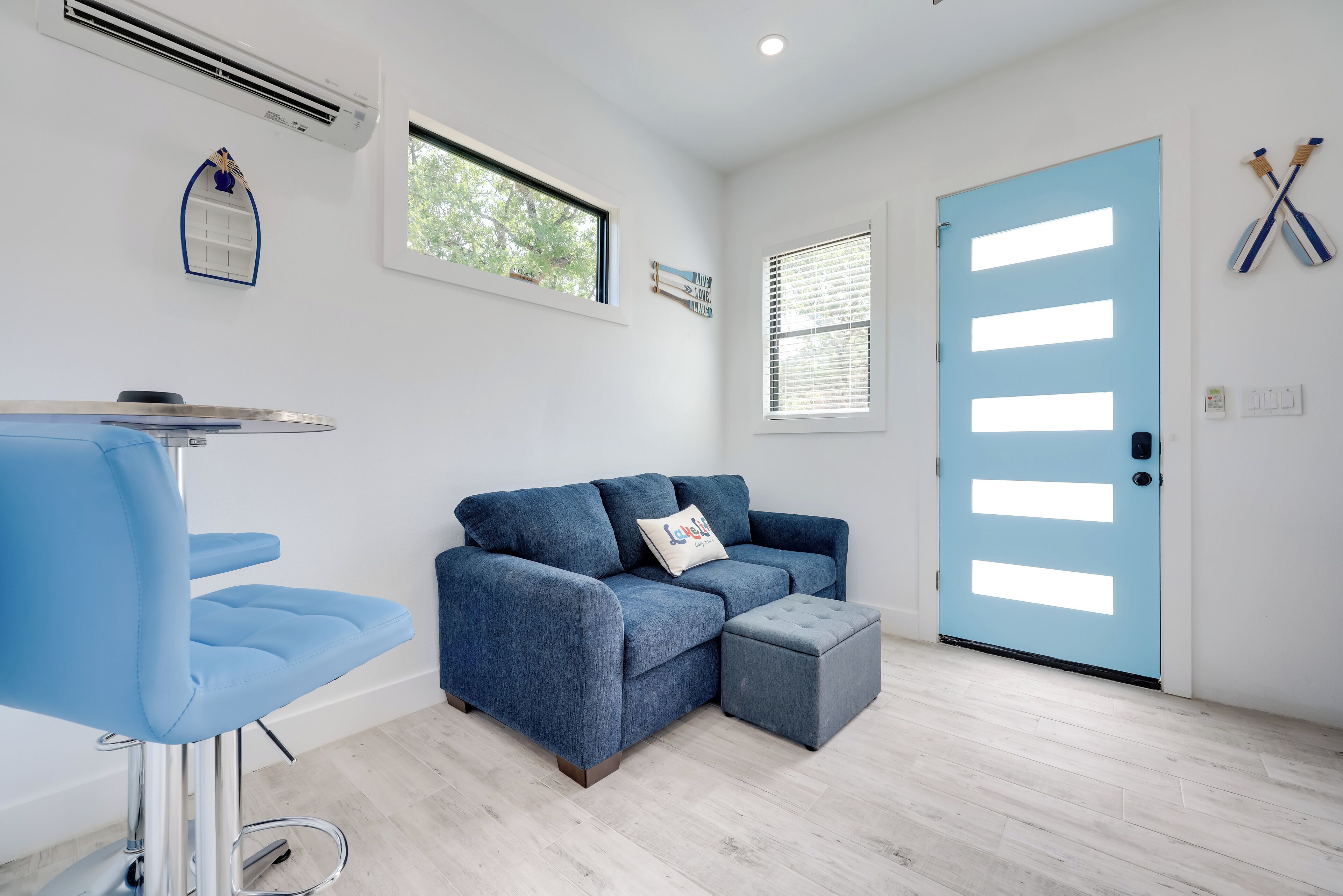 Apartment (0 Bedroom) | Interior