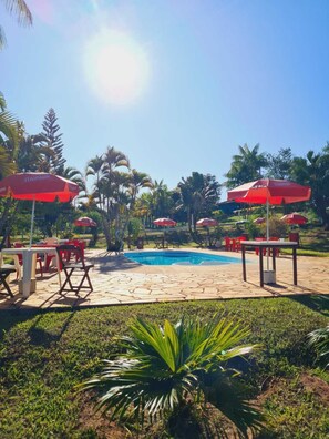 Piscine extérieure