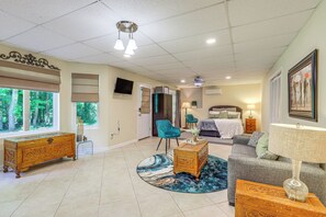 Apartment (0 Bedroom) | Interior