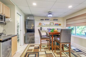 Apartment (0 Bedroom) | Interior