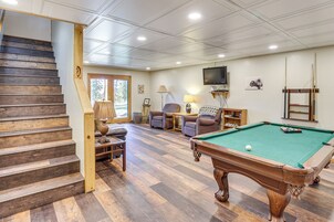 House (5 Bedrooms) | Interior