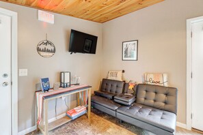 Apartment (0 Bedroom) | Bahagian dalam