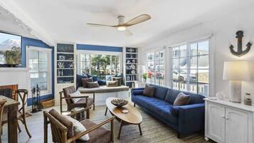 Smart TV, fireplace, offices