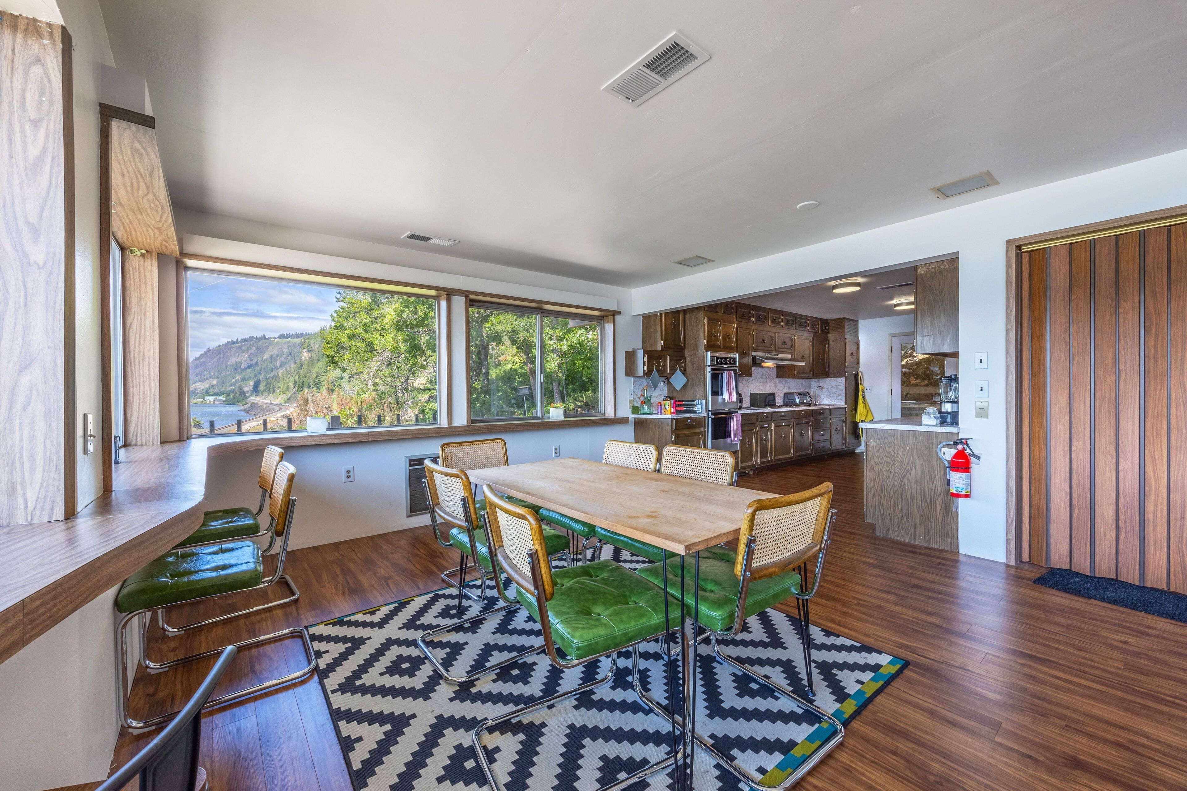 Rumah, 3 kamar tidur | Dapur pribadi | Lemari es, oven, mesin pembuat kopi/teh, dan pemanggang roti