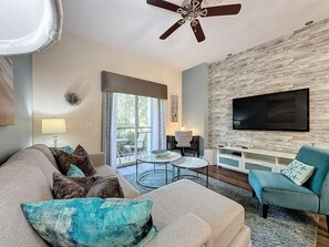 Condo, 3 habitaciones | Área de sala de estar