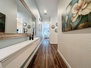 Interior - 3 Bed 2 Bath Condo Bahama Bay Resort 3 Bedroom Condo by RedAwning (Davenport)