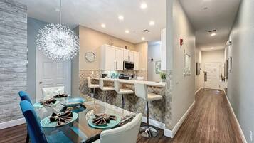 Condo, 3 Bedrooms | Dining